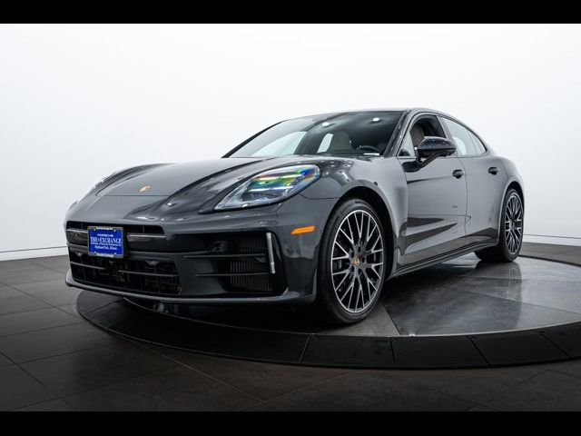 2024 Porsche Panamera 4