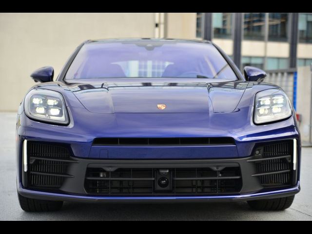 2024 Porsche Panamera 4
