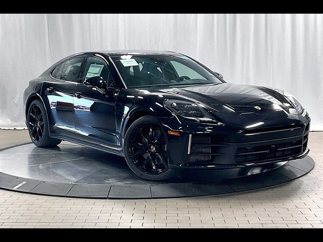 2024 Porsche Panamera 4