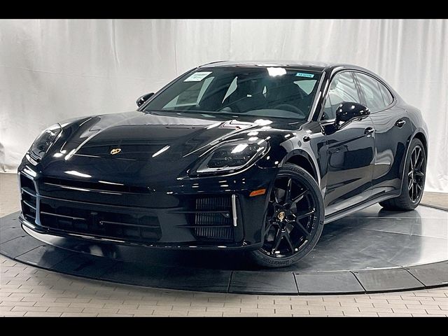 2024 Porsche Panamera 4