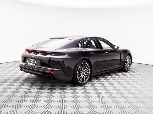 2024 Porsche Panamera 4