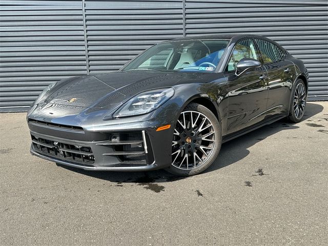 2024 Porsche Panamera 4