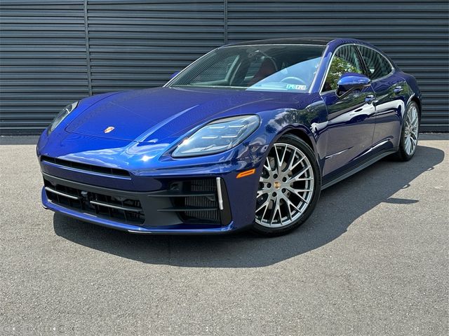 2024 Porsche Panamera 4