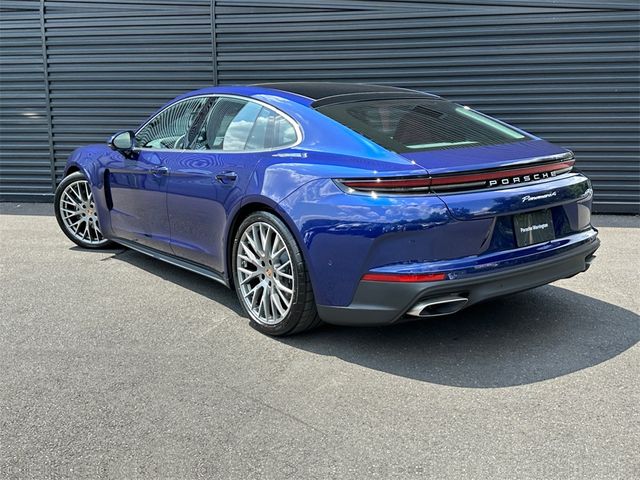 2024 Porsche Panamera 4