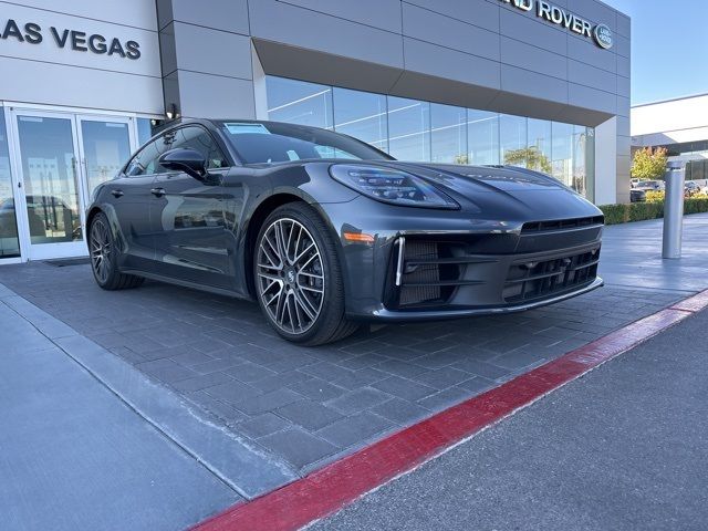 2024 Porsche Panamera Base