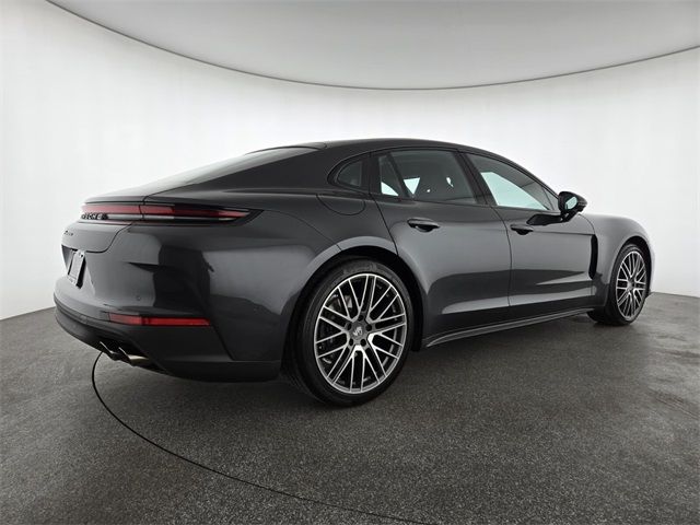 2024 Porsche Panamera 4