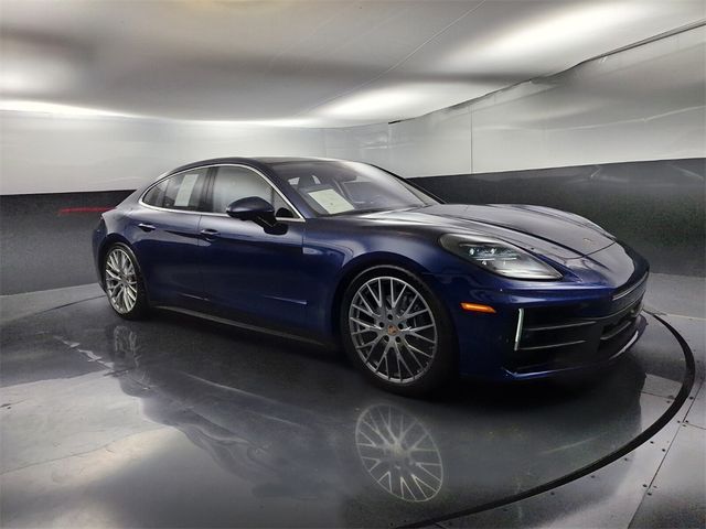 2024 Porsche Panamera 