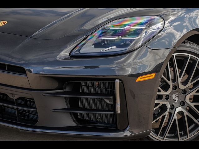 2024 Porsche Panamera Base