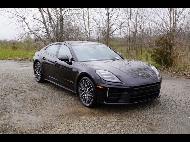 2024 Porsche Panamera Base