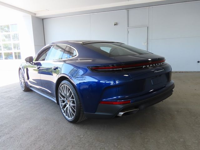 2024 Porsche Panamera 