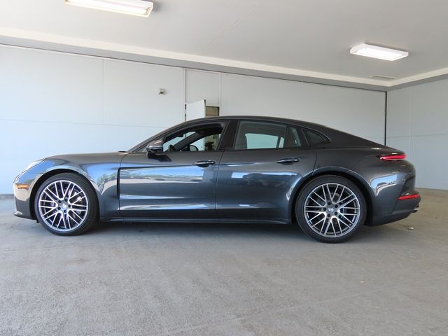 2024 Porsche Panamera 