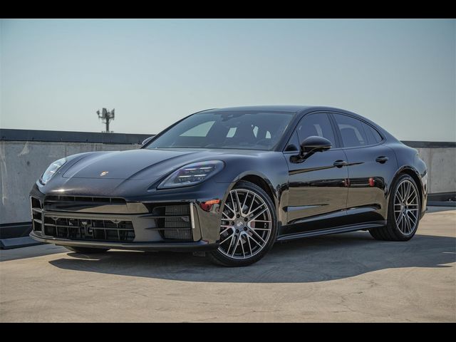 2024 Porsche Panamera Base