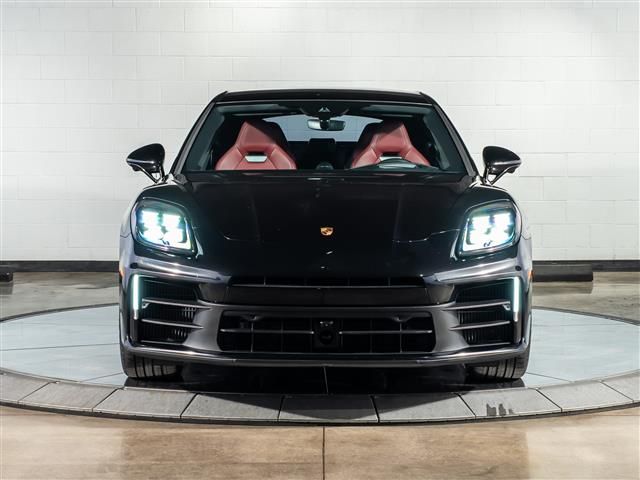 2024 Porsche Panamera Base