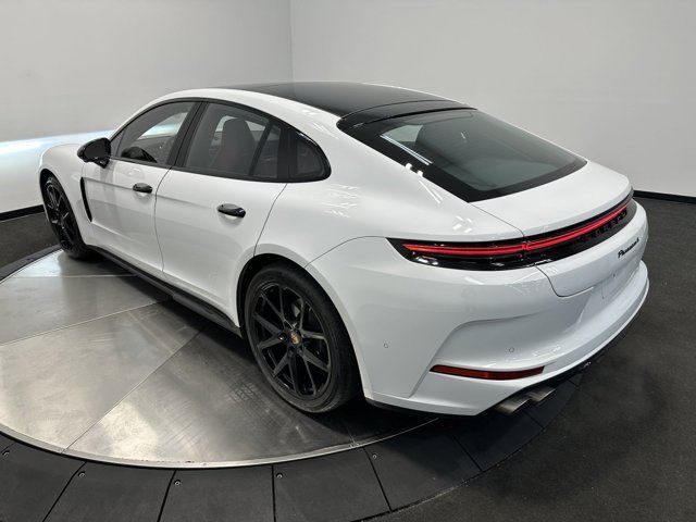 2024 Porsche Panamera 4