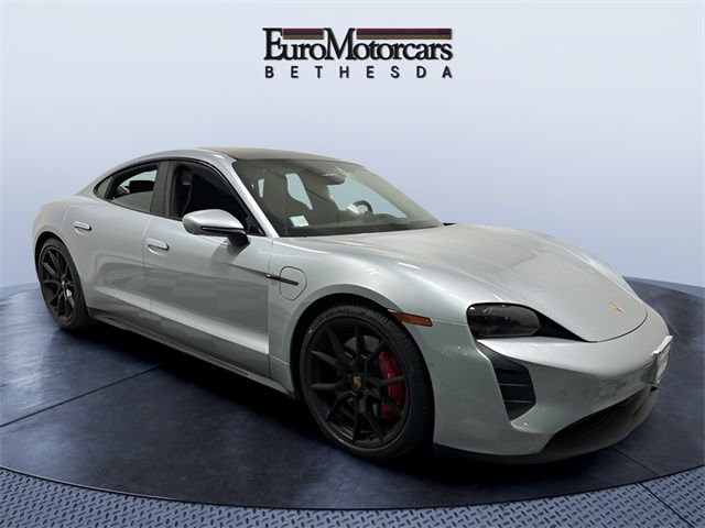 2024 Porsche Taycan GTS