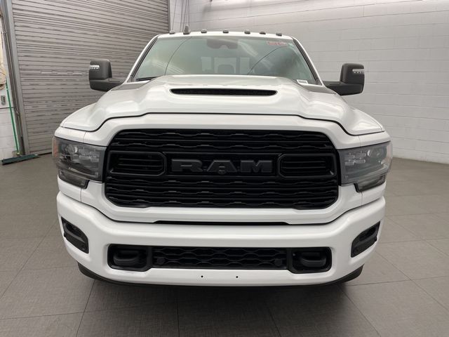 2024 Ram 3500 Limited