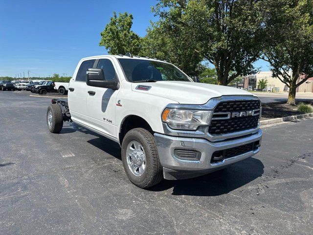 2024 Ram 3500 SLT