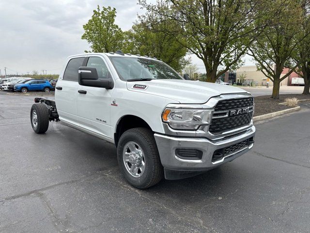 2024 Ram 3500 SLT