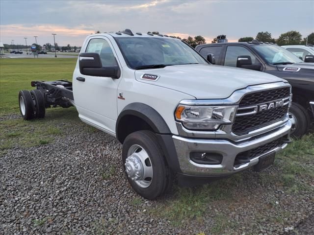 2024 Ram 5500 Tradesman