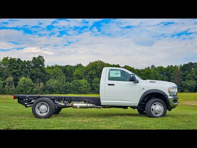 2024 Ram 5500 Tradesman