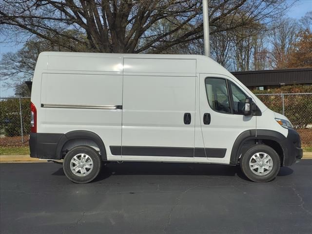 2024 Ram ProMaster Cargo Van SLT