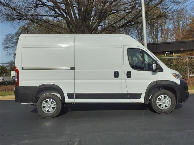 2024 Ram ProMaster Cargo Van SLT