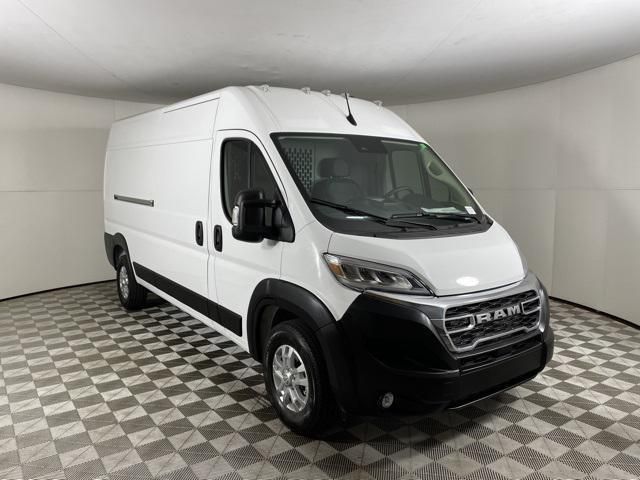 2024 Ram ProMaster Cargo Van SLT