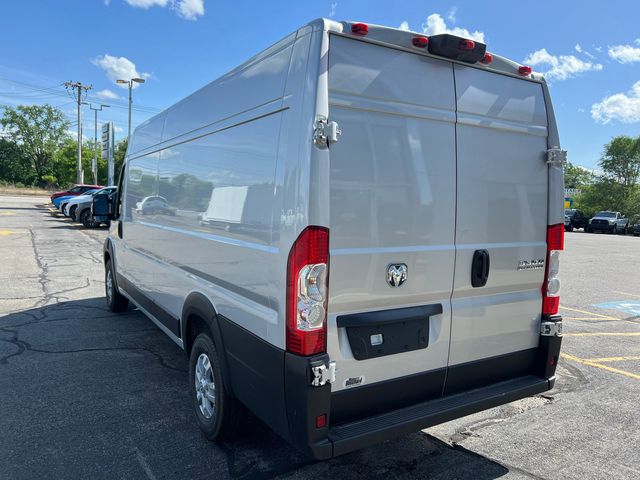 2024 Ram ProMaster Cargo Van SLT