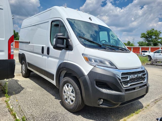 2024 Ram ProMaster Cargo Van SLT