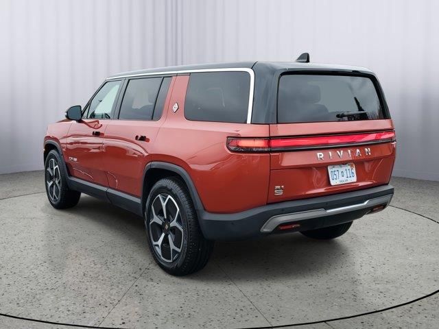 2024 Rivian R1S Adventure