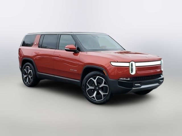 2024 Rivian R1S Adventure