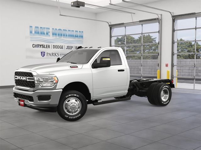 2024 Ram 3500 Tradesman