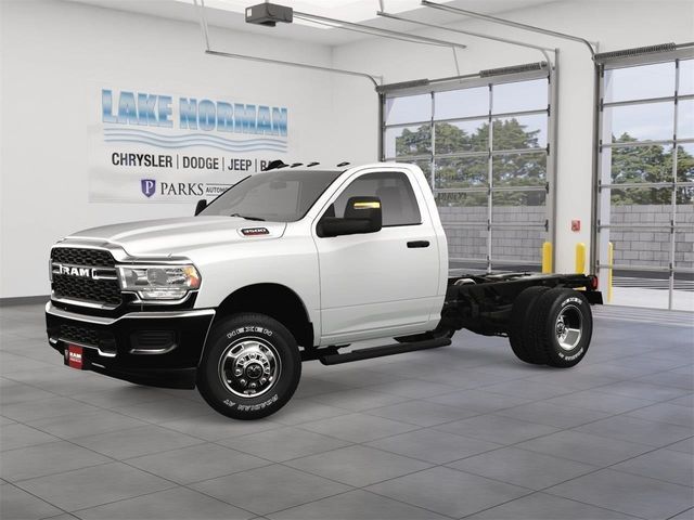 2024 Ram 3500 Tradesman