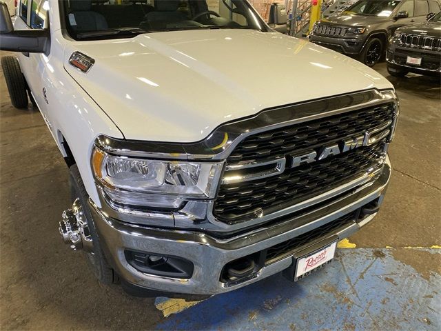 2024 Ram 3500 SLT