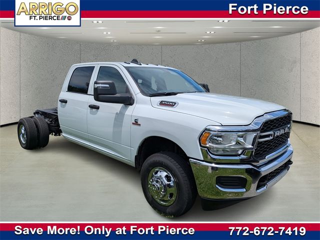 2024 Ram 3500 Tradesman