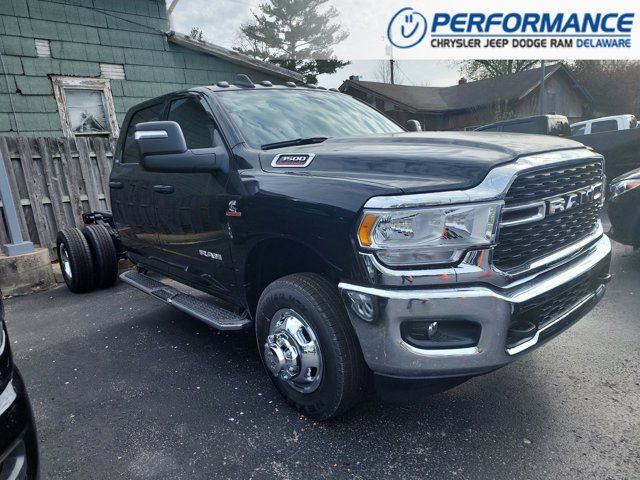 2024 Ram 3500 SLT