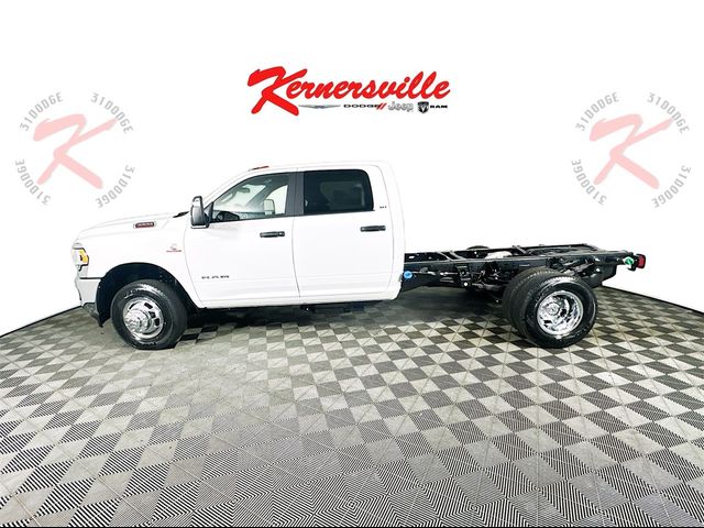 2024 Ram 3500 SLT