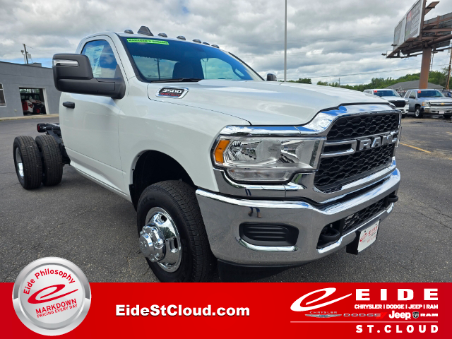 2024 Ram 3500 Tradesman