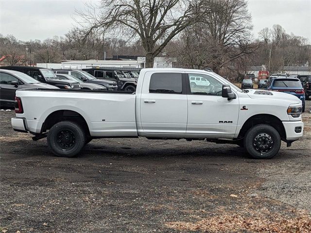 2024 Ram 3500 Laramie