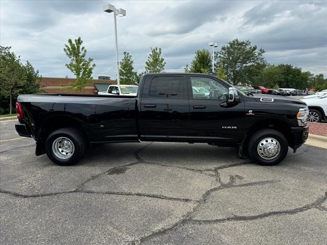 2024 Ram 3500 Laramie