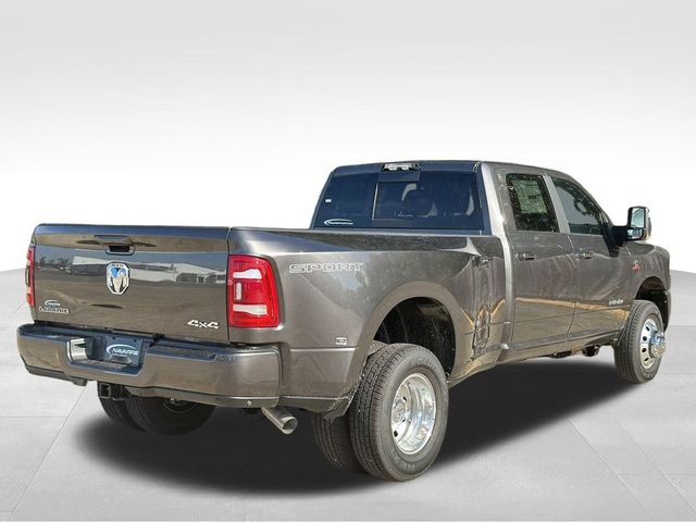 2024 Ram 3500 Laramie