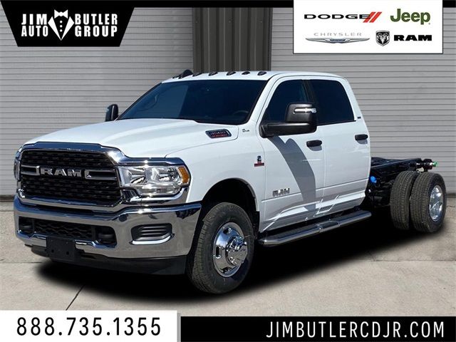 2024 Ram 3500 SLT