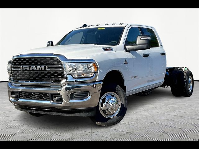 2024 Ram 3500 SLT