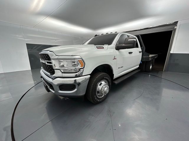 2024 Ram 3500 SLT