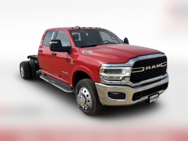 2024 Ram 3500 SLT