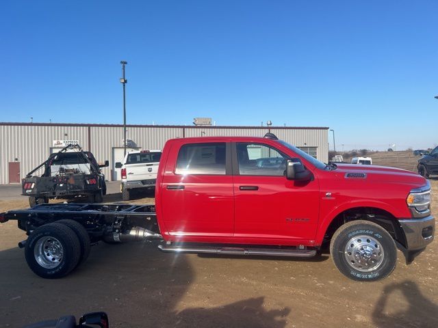 2024 Ram 3500 SLT