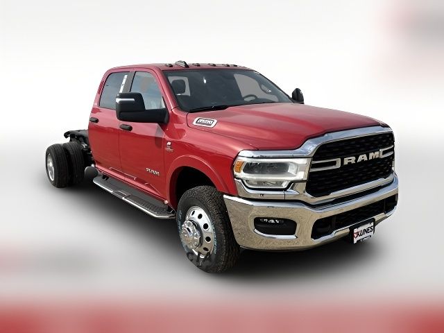 2024 Ram 3500 SLT