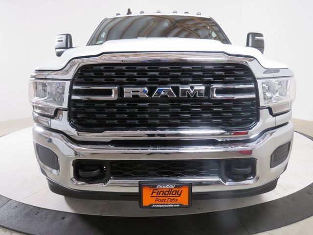 2024 Ram 3500 SLT