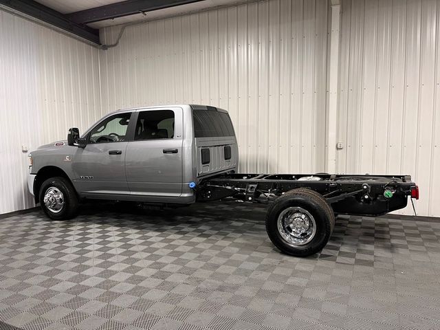 2024 Ram 3500 SLT