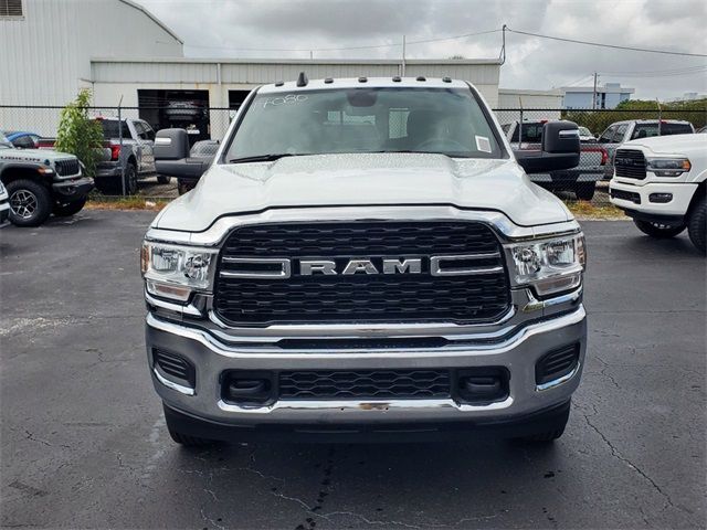 2024 Ram 3500 SLT